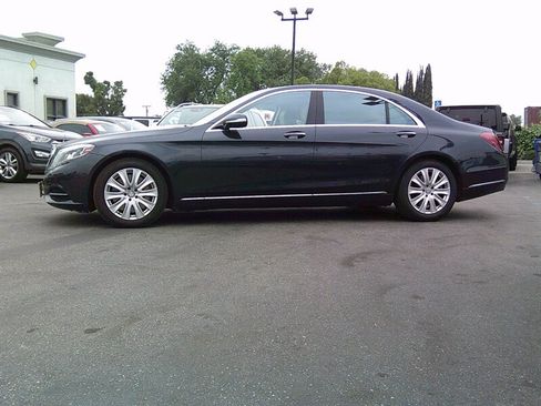 Used 2015 Mercedes-Benz S 550 4MATIC Sedan image 4