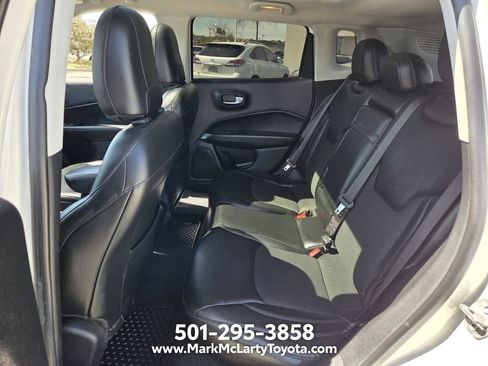 Used 2018 Jeep Compass Latitude w/ Popular Equipment Group AWD/4WD image 6