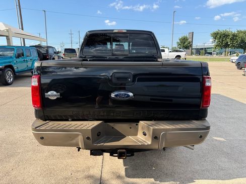 Used 2013 Ford F250 King Ranch w/ King Ranch w/Chrome Pkg AWD/4WD image 6