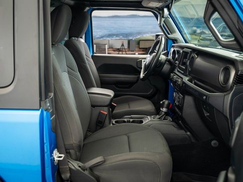 Used 2022 Jeep Wrangler Sport S image 23