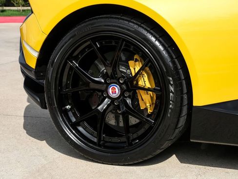 Used 2018 Lamborghini Huracan Performante image 45