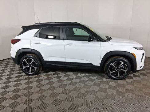 Used 2023 Chevrolet TrailBlazer RS w/ Sun and Liftgate Package image 24