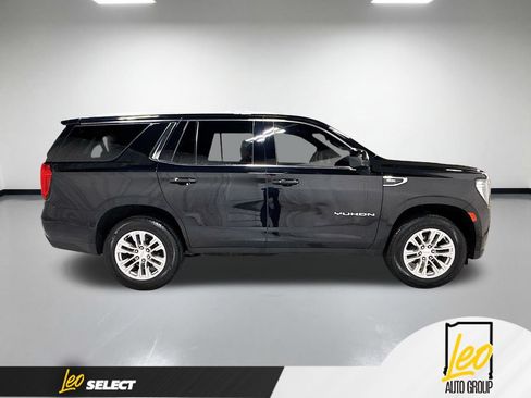 Used 2023 GMC Yukon SLE w/ Gmc Pro Safety Plus Package AWD/4WD image 6