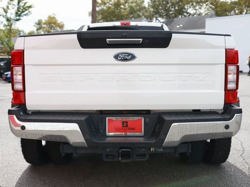 Used 2022 Ford F350 Lariat w/ Lariat Value Package image 6