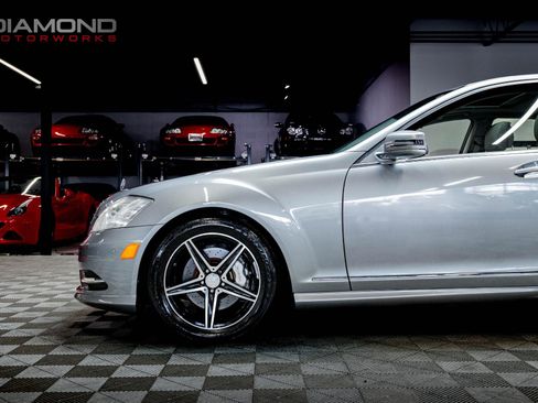 Used 2011 Mercedes-Benz S 550 image 12