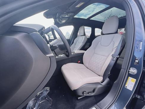 New 2026 Volvo XC60 B5 Plus w/ Protection Package Premier image 13