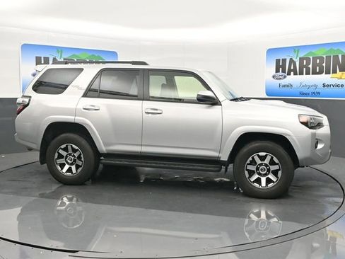 Used 2024 Toyota 4Runner TRD Off-Road image 7