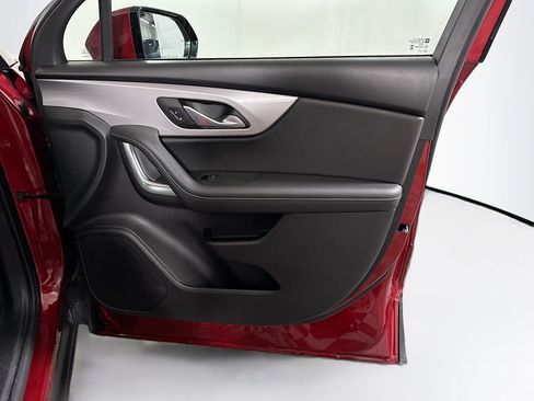 Used 2024 Chevrolet Blazer LT w/ Convenience Package FWD image 31