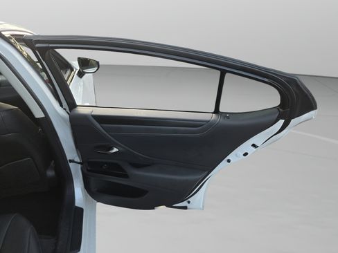 Certified 2024 Lexus ES 350 w/ Premium Package FWD image 21
