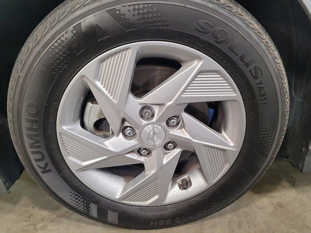 Used 2025 Hyundai Sonata SE FWD image 31