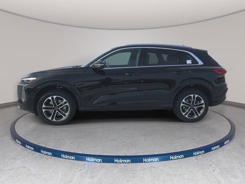 Certified 2025 Audi Q5 Premium w/ Premium Plus AWD/4WD image 8