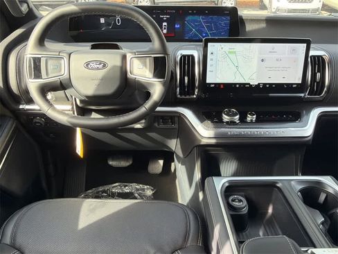 New 2026 Ford Expedition Platinum w/ Stealth Performance Package image 24