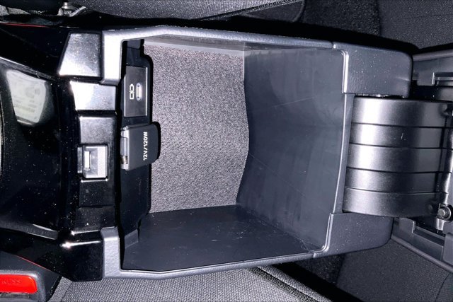Used 2025 Toyota Corolla SE FWD image 40