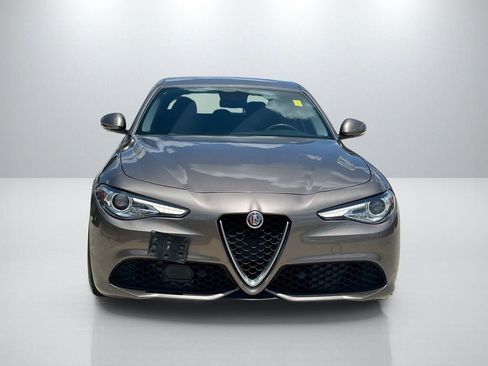 Used 2019 Alfa Romeo Giulia Ti Sport w/ Quick Order Package 22U Sport RWD image 2