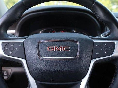 Used 2023 GMC Acadia SLT AWD/4WD image 11