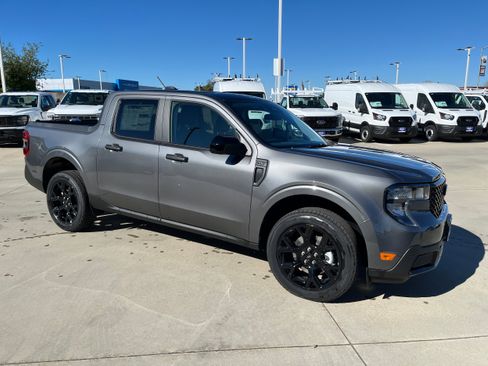 New 2025 Ford Maverick XLT w/ XLT Luxury Package AWD/4WD image 11