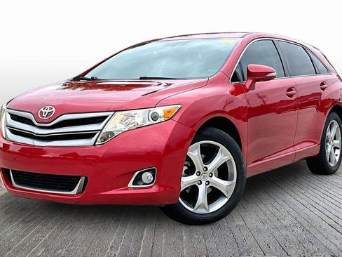 Used 2013 Toyota Venza LE w/ LE Convenience Pkg FWD image 3