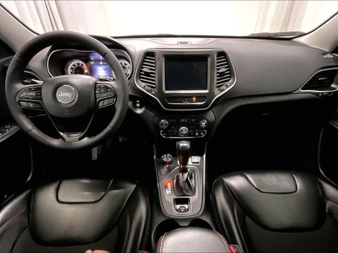 Used 2022 Jeep Cherokee Trailhawk w/ Comfort/Convenience Group image 21