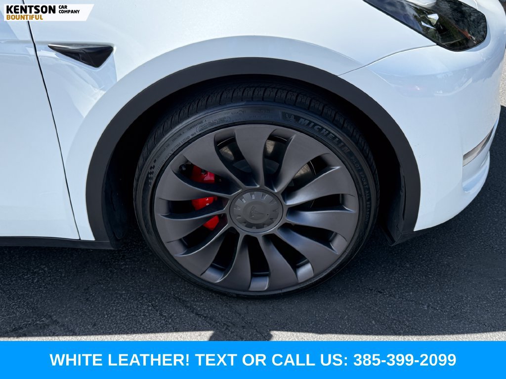 Used 2023 Tesla Model Y Performance AWD/4WD image 13