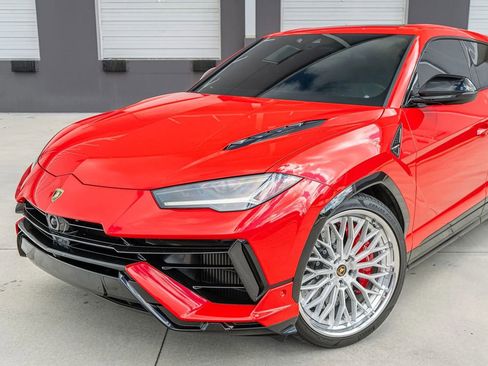 Used 2023 Lamborghini Urus S AWD/4WD image 16