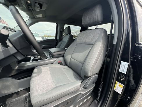 Used 2023 Ford F150 Lightning XLT image 13