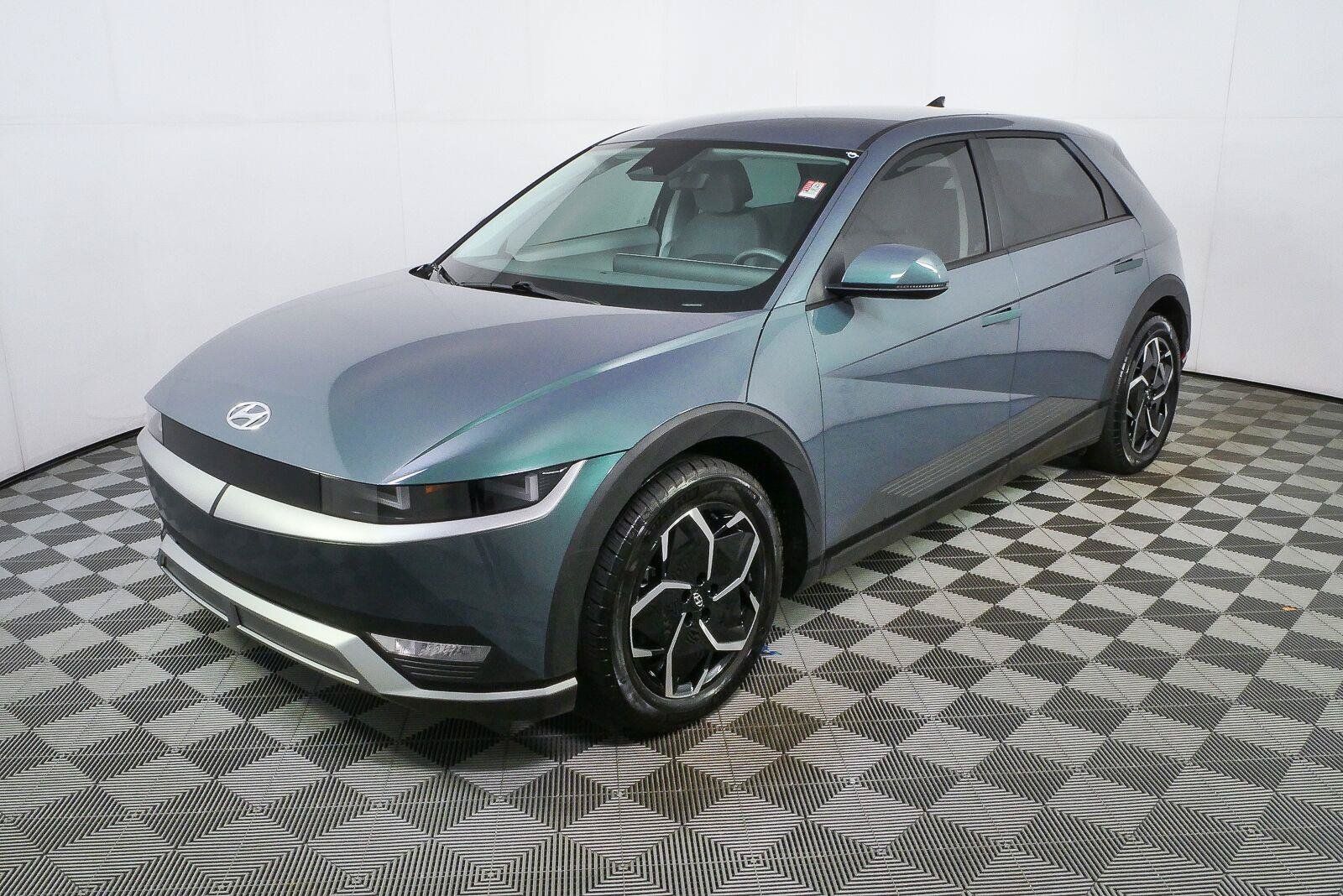 Used 2023 Hyundai Ioniq 5 SE AWD/4WD image 28