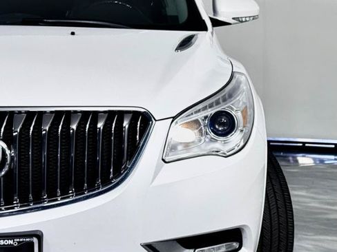 Used 2017 Buick Enclave Premium w/ Experience Buick Package AWD/4WD image 6
