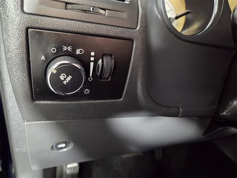 Used 2013 Dodge Challenger R/T Plus image 20