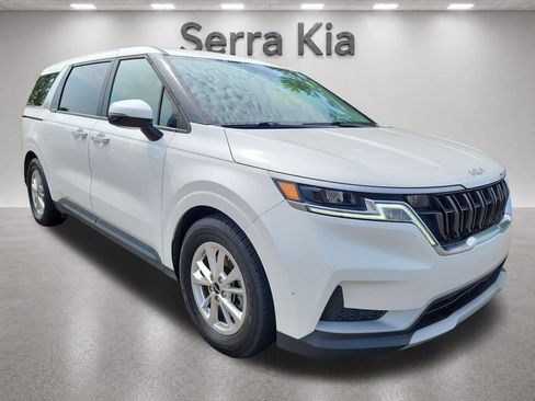 Used 2022 Kia Carnival LX FWD image 7