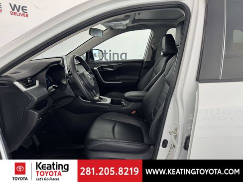 Certified 2024 Toyota RAV4 XLE Premium AWD/4WD image 16