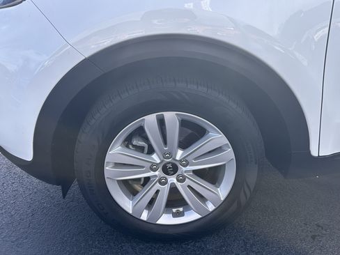 Used 2019 Kia Sportage LX image 28