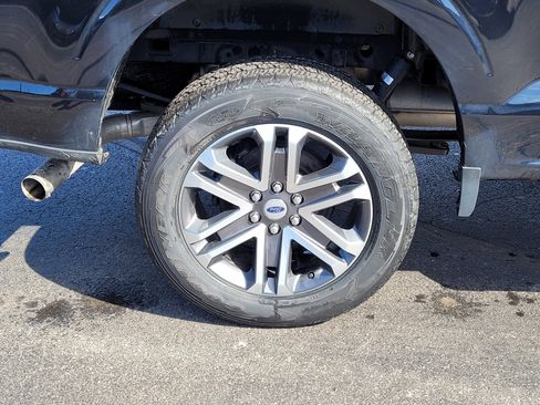 Certified 2022 Ford F150 XL w/ STX Appearance Package image 10