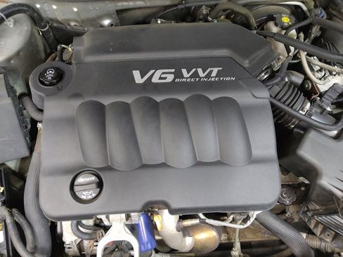 Used 2016 Chevrolet Impala LT image 30