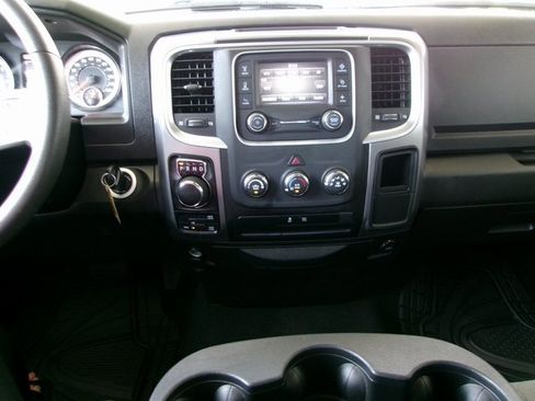 Used 2024 RAM 1500 Classic SLT image 13
