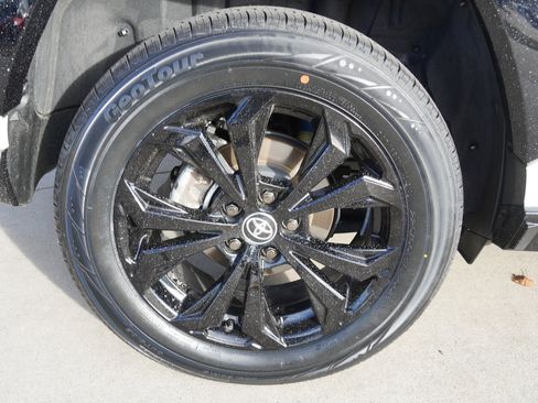 Certified 2022 Toyota RAV4 XSE image 11