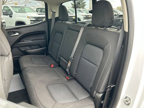 Used 2019 Chevrolet Colorado LT w/ LT Convenience Package image 19