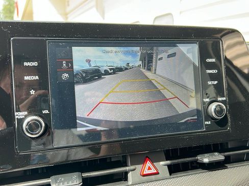 New 2025 Kia Sportage LX image 20