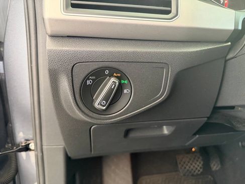 Used 2019 Volkswagen Atlas SE FWD image 39