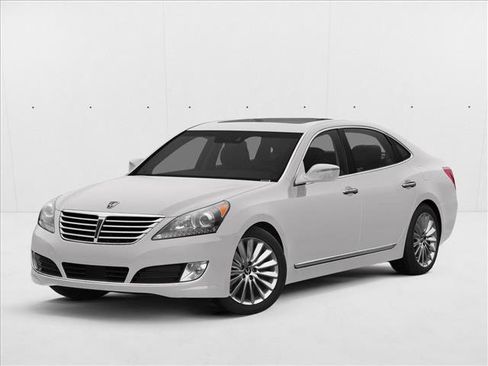 Used 2015 Hyundai Equus Signature image 1
