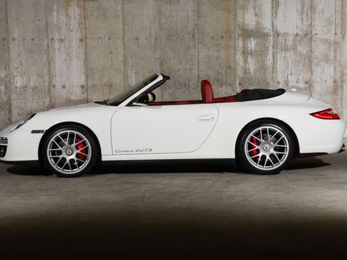 Used 2012 Porsche 911 Carrera 4 GTS image 9
