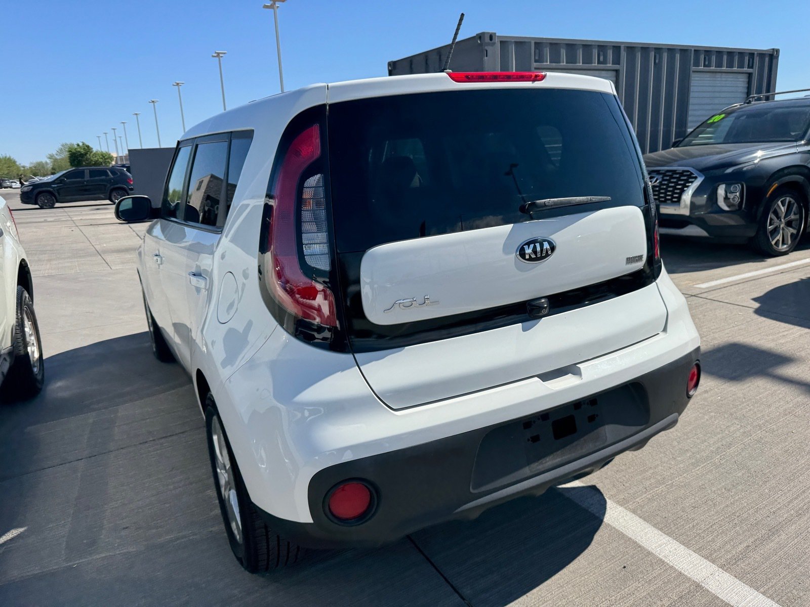 Used 2019 Kia Soul FWD image 3