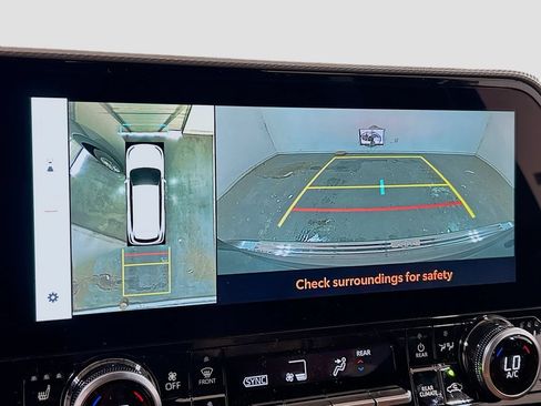 New 2026 Toyota Highlander Platinum AWD/4WD image 12