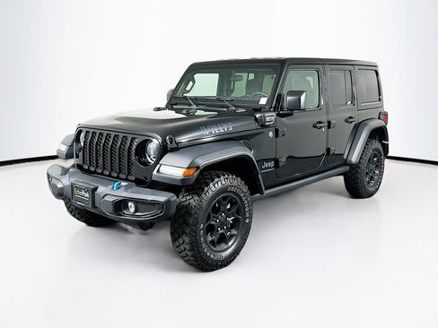 Used 2023 Jeep Wrangler Unlimited w/ Cold Weather Group AWD/4WD image 3