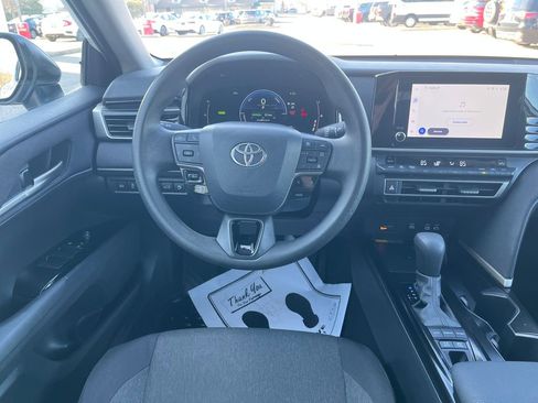 Certified 2025 Toyota Camry LE image 14