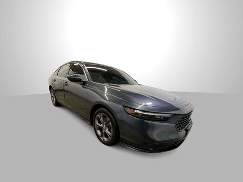 Used 2023 Honda Accord EX image 1