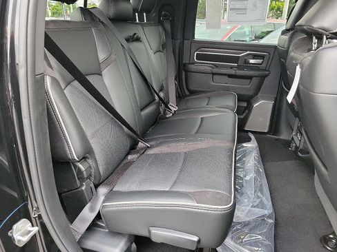 New 2026 RAM 2500 Laramie AWD/4WD image 20