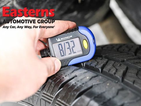 Used 2024 Toyota 4Runner SR5 AWD/4WD image 25
