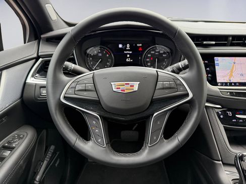 New 2025 Cadillac XT5 Premium Luxury w/ Technology Package image 18