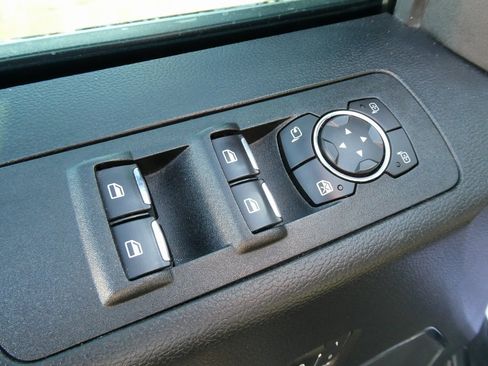 Used 2018 Ford F150 Platinum w/ Technology Package image 26