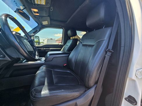 Used 2016 Ford F350 Platinum AWD/4WD image 3